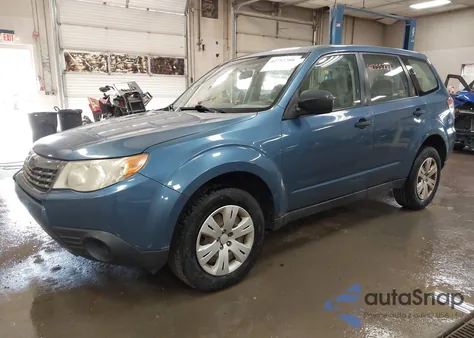 2009 Subaru Forester 2.5X из США, поврежденный, VIN JF2SH61649H784416